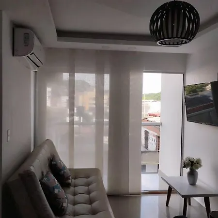 Apartamento Lindo Apartamento Cerca A La Palya En *