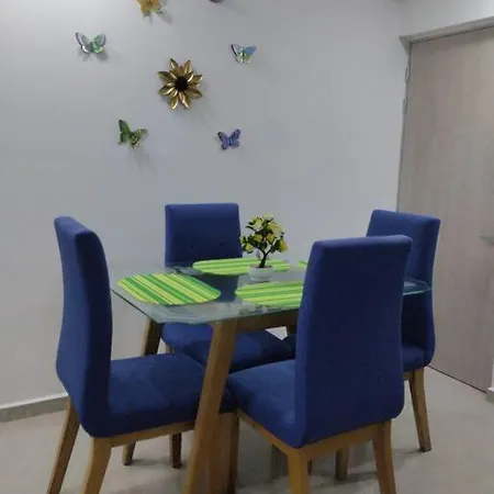 Lindo Apartamento Cerca A La Palya En Apartamento *